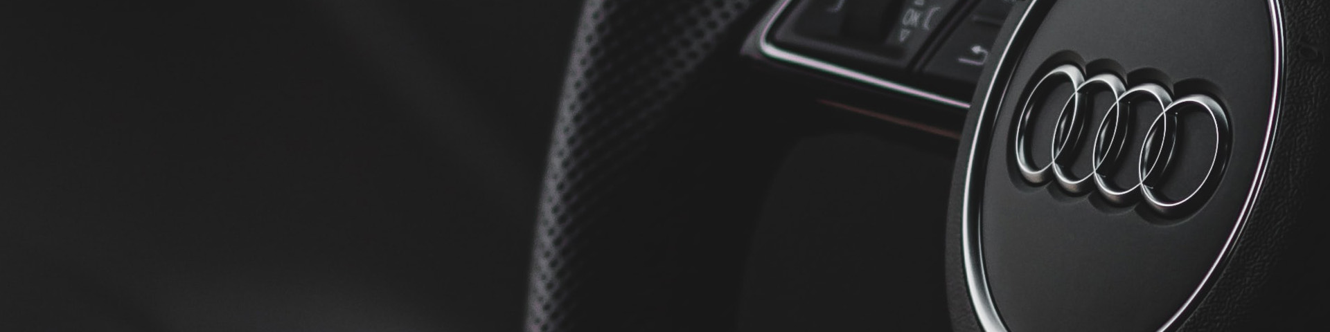 Audi RS Q8 Backdrop